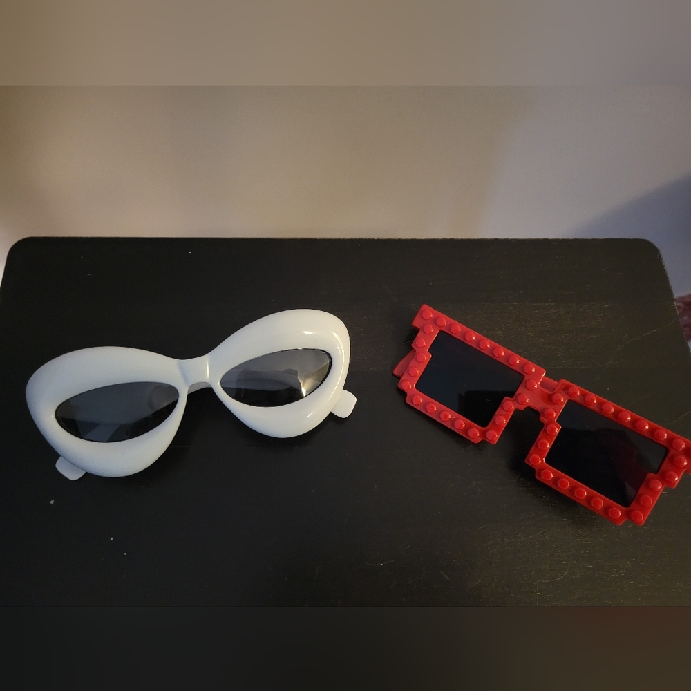 Adult sizr sunglasses